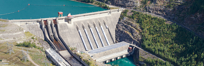 Aerial photo of the Revelstoke Dam