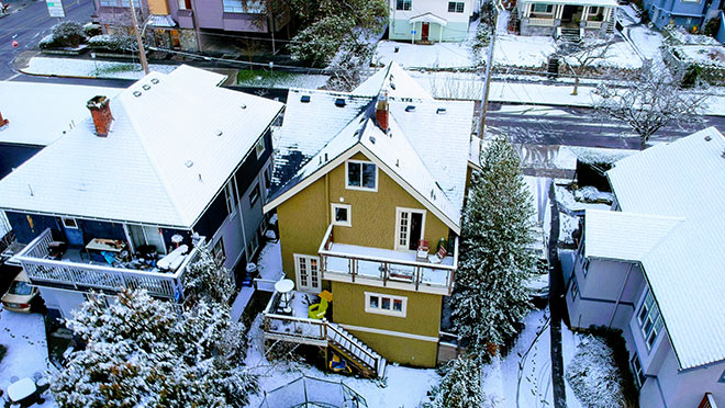 Image of a Victoria neighbourhood in winter