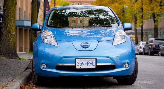 Rebates of up to $6,000 available for purchasing an electric or hydrogen fuel cell vehicle