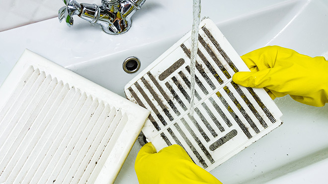 Cleaning dirty filters in a sink