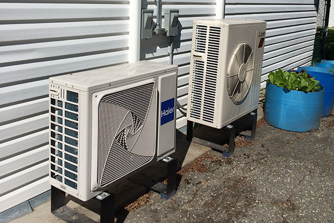 Image of heat pumps on a Sicamous, B.C. home