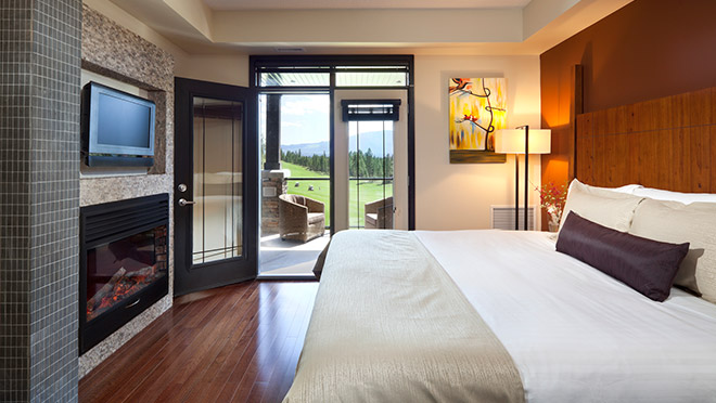 Image of a guest room at Copper Point Resort