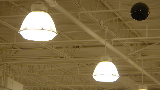 Image of metal halide lighting in a warehouse Image of metal halide lighting in a warehouse
