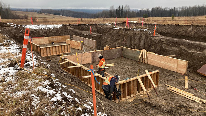 Building the foundation at CAP2 for the new 5L62 transmission tower Building the foundation at CAP2 for the new 5L62 transmission tower