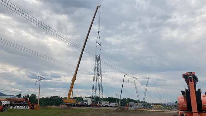 Tower Installation for the Palling Capacitor Station.