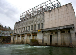 Ruskin Dam powerhouse close up