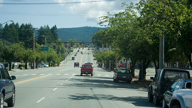 Image of cars on a Vancouver Island street