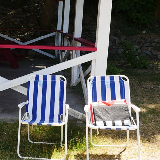 Image of lawn chairs at Seton rec site
