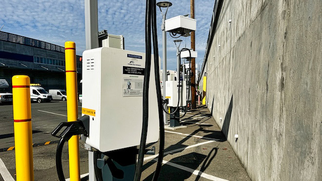 Electric bus charging station